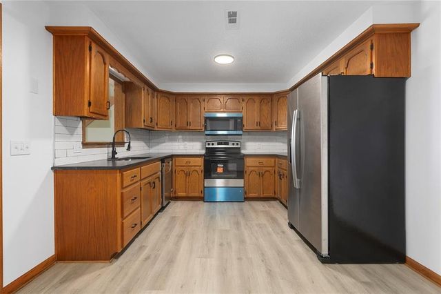 11118 Shach Creek Road, Excelsior Springs, MO 64024