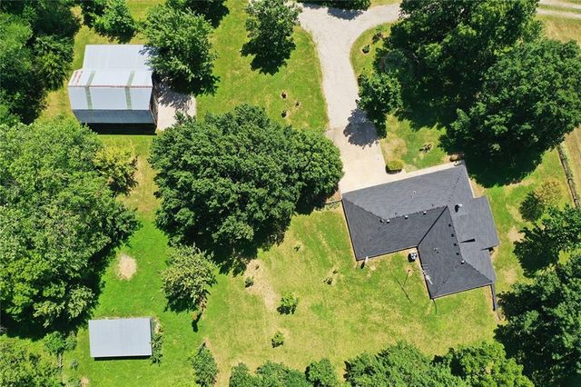 11118 Shach Creek Road, Excelsior Springs, MO 64024