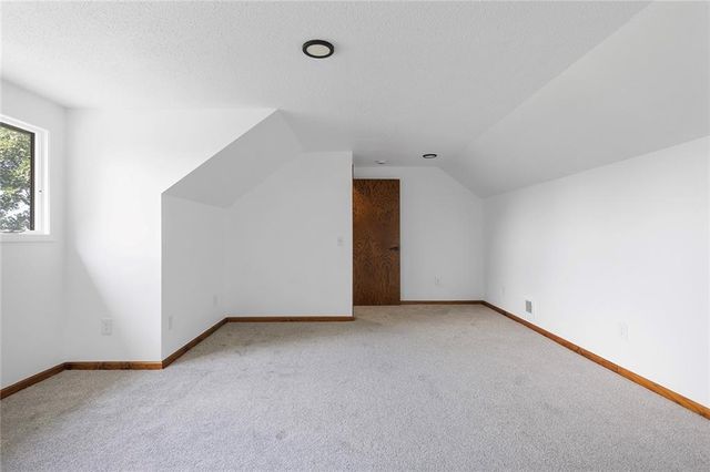 11118 Shach Creek Road, Excelsior Springs, MO 64024