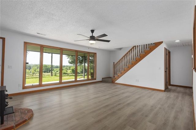 11118 Shach Creek Road, Excelsior Springs, MO 64024