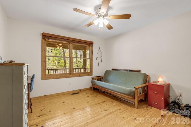 517 Pheasant Street, Lake Lure, NC 28746