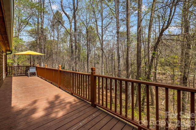 517 Pheasant Street, Lake Lure, NC 28746
