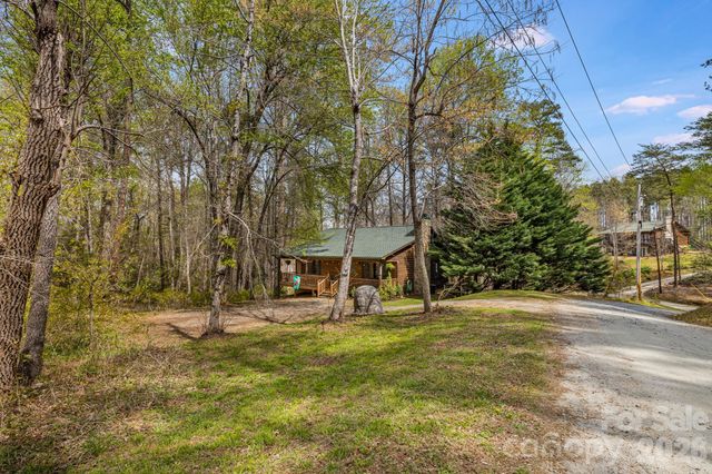 517 Pheasant Street, Lake Lure, NC 28746