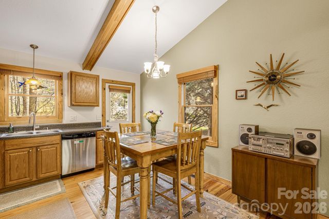 517 Pheasant Street, Lake Lure, NC 28746