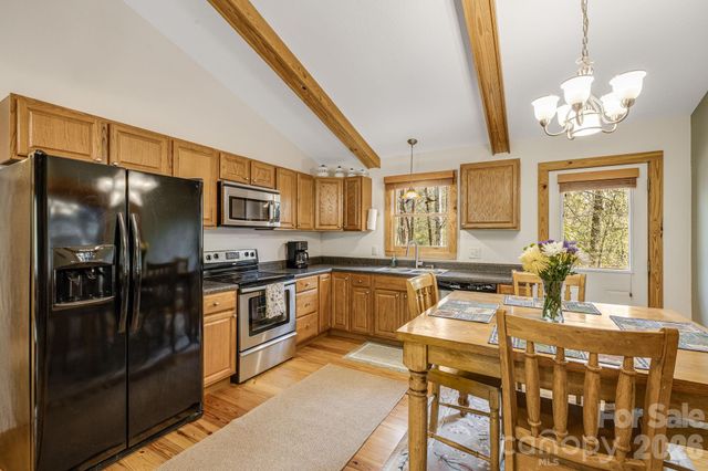 517 Pheasant Street, Lake Lure, NC 28746