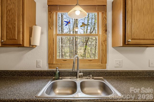 517 Pheasant Street, Lake Lure, NC 28746