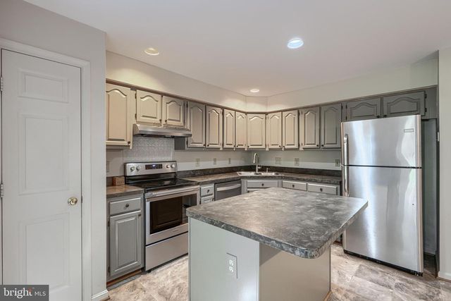 6635 COMMODORE CT, New Market, MD 21774