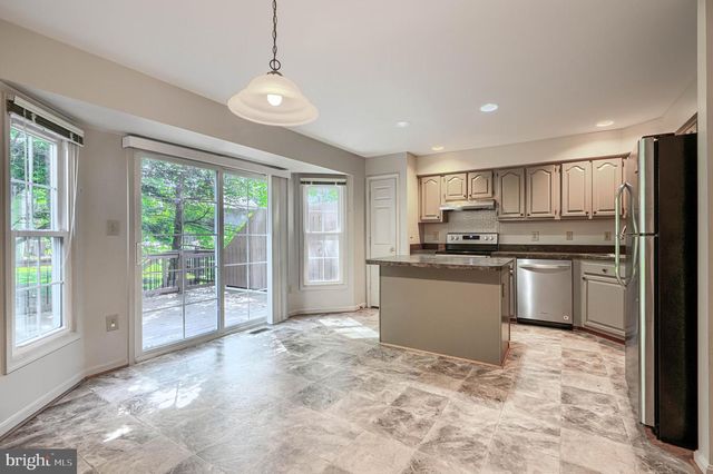6635 COMMODORE CT, New Market, MD 21774
