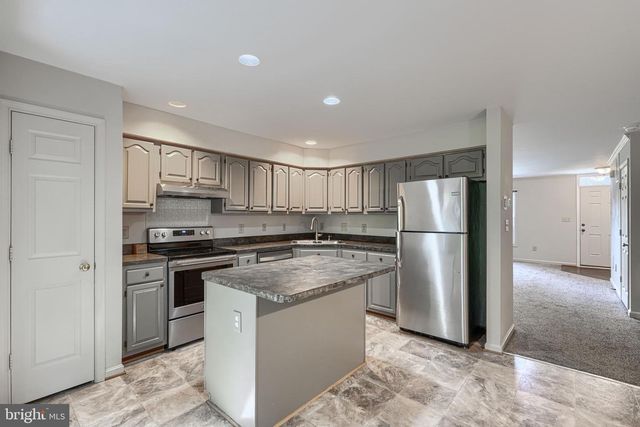 6635 COMMODORE CT, New Market, MD 21774