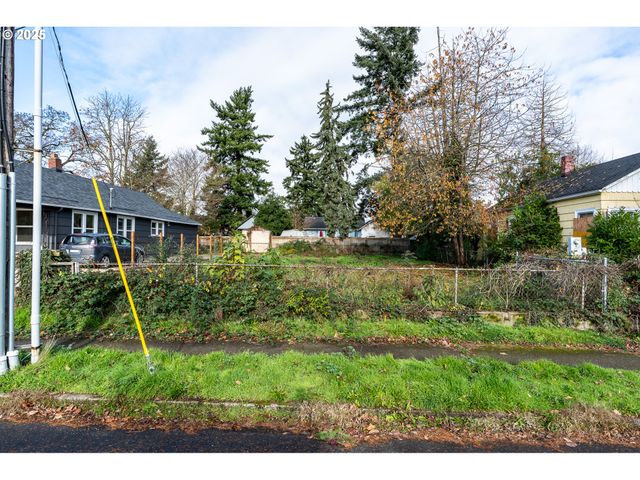 0 Se REEDWAY St, Portland, OR 97266