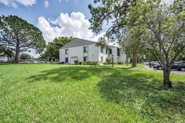 2642 PINE RIDGE WAY S D2, Palm Harbor, FL 34684