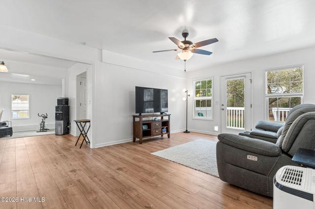 410 Harper Lake Drive, Southport, NC 28461