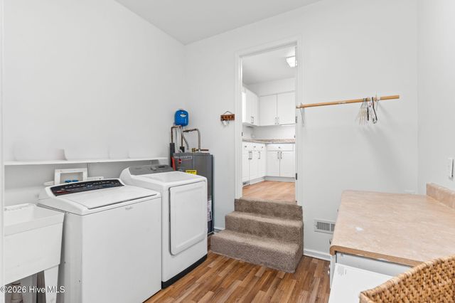 410 Harper Lake Drive, Southport, NC 28461