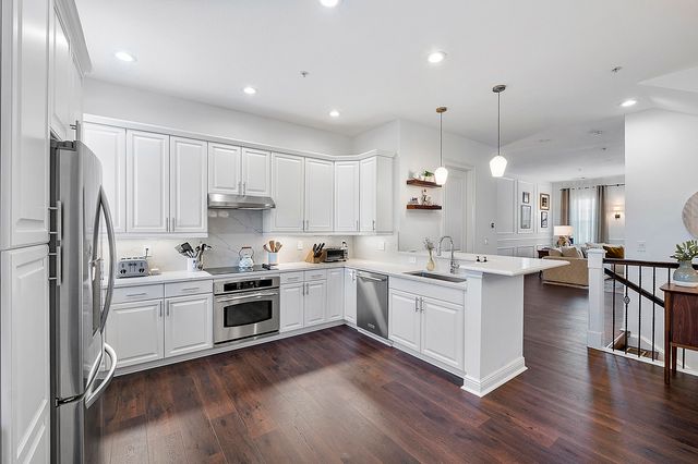 7654 Via Flores Way, Boca Raton, FL 33487