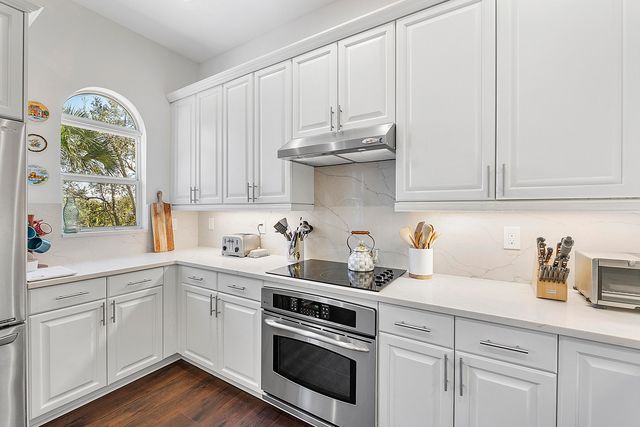 7654 Via Flores Way, Boca Raton, FL 33487