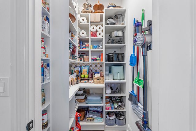 7654 Via Flores Way, Boca Raton, FL 33487