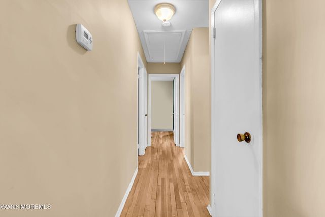 7 Center Place, Toms River, NJ 08753