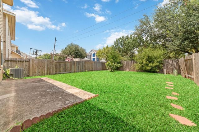 14710 Branchwest Drive, Houston, TX 77082