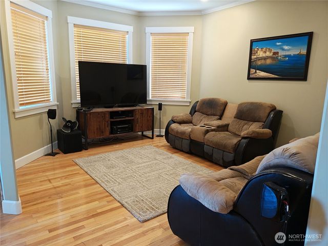 1703 32nd Street, Anacortes, WA 98221