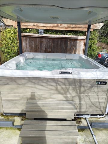 1703 32nd Street, Anacortes, WA 98221