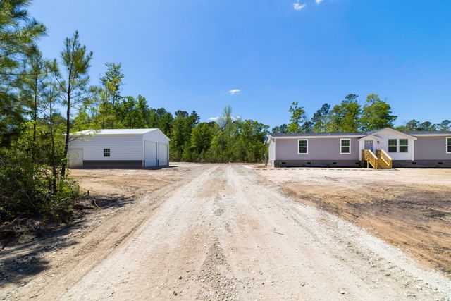 267 Nelson Farm Lane, Cross, SC 29436