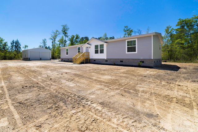 267 Nelson Farm Lane, Cross, SC 29436