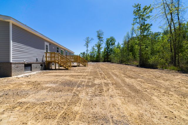 267 Nelson Farm Lane, Cross, SC 29436