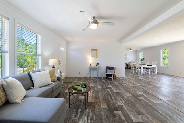 267 Nelson Farm Lane, Cross, SC 29436