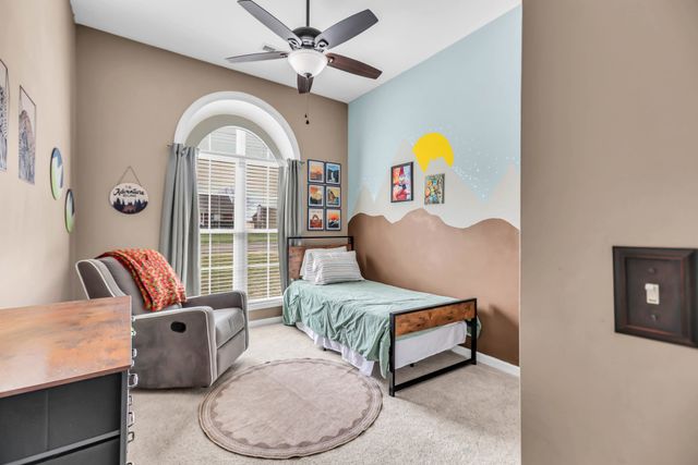 110 Calloway Ln, Hendersonville, TN 37075