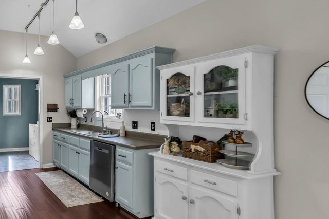 110 Calloway Ln, Hendersonville, TN 37075