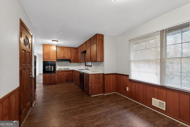 4058 Chemawa Drive, Stone Mountain, GA 30083