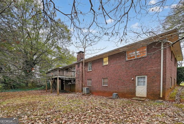 4058 Chemawa Drive, Stone Mountain, GA 30083