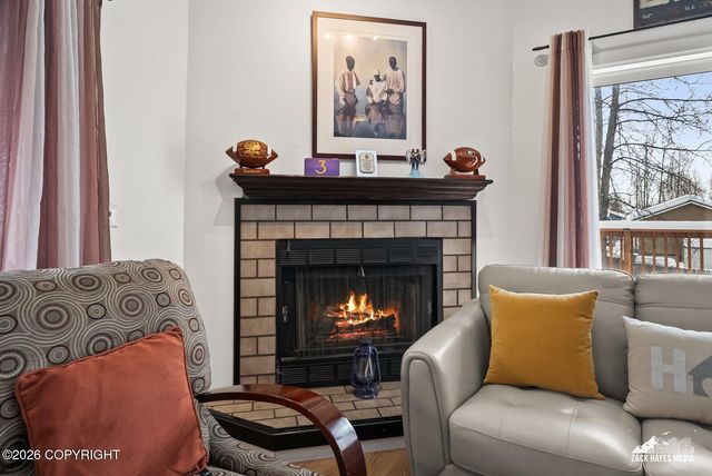 6010 Longoria Circle, Anchorage, AK 99504