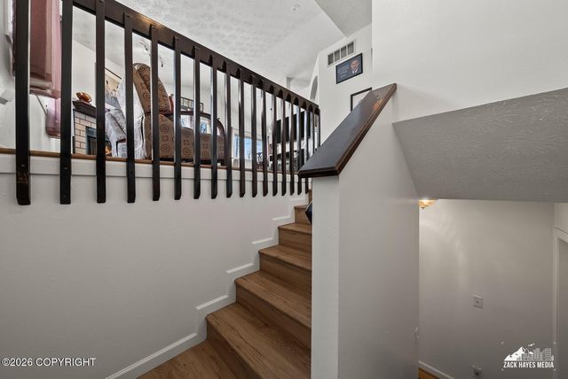 6010 Longoria Circle, Anchorage, AK 99504