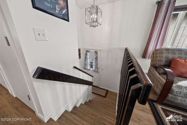 6010 Longoria Circle, Anchorage, AK 99504