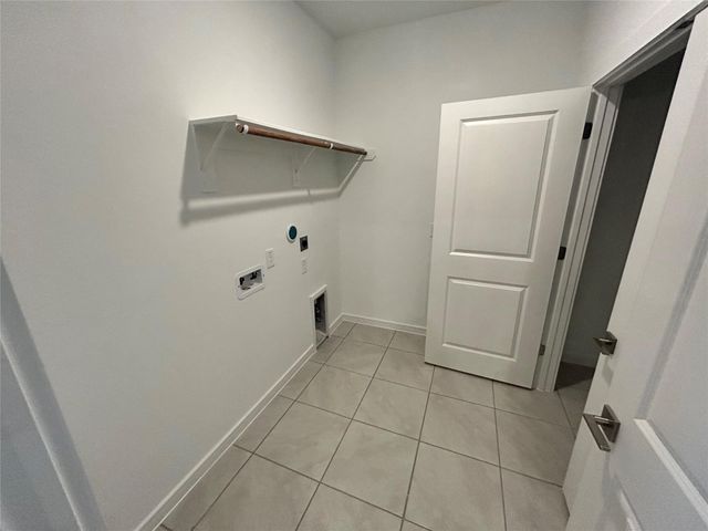 7811 Jade Crest Drive, Angleton, TX 77515