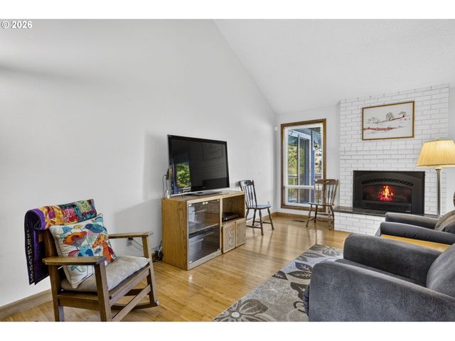 3317 Sw 26TH St, Gresham, OR 97080