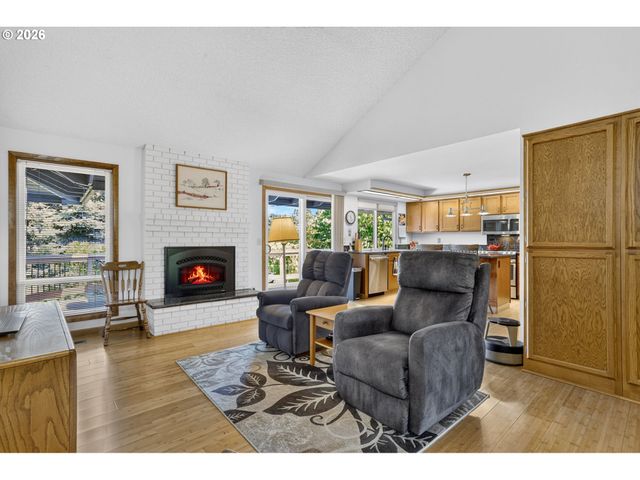 3317 Sw 26TH St, Gresham, OR 97080