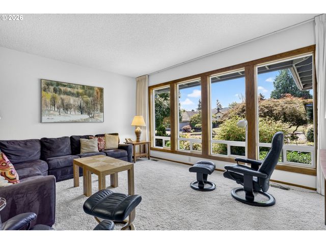 3317 Sw 26TH St, Gresham, OR 97080