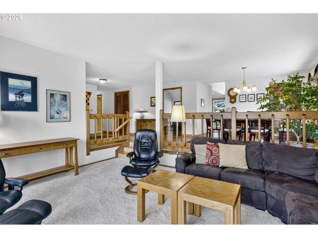 3317 Sw 26TH St, Gresham, OR 97080