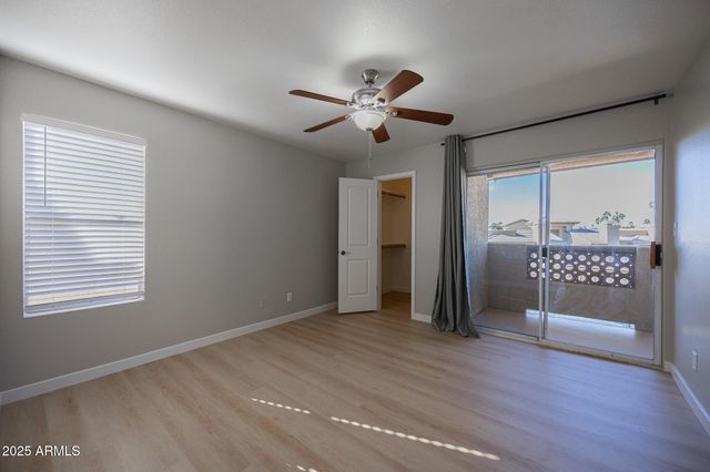 1880 E MORTEN Avenue 206, Phoenix, AZ 85020