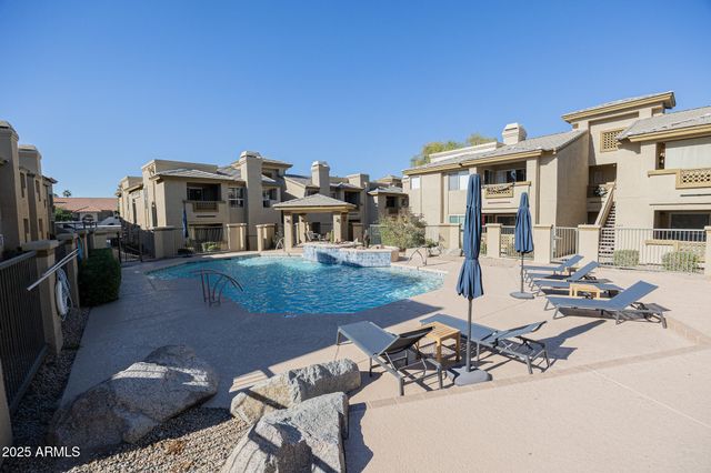 1880 E MORTEN Avenue 206, Phoenix, AZ 85020