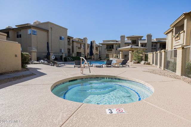 1880 E MORTEN Avenue 206, Phoenix, AZ 85020