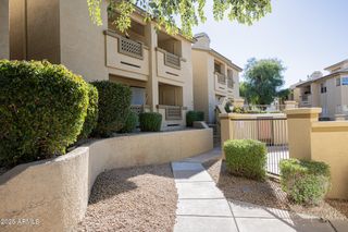 1880 E MORTEN Avenue 206, Phoenix, AZ 85020