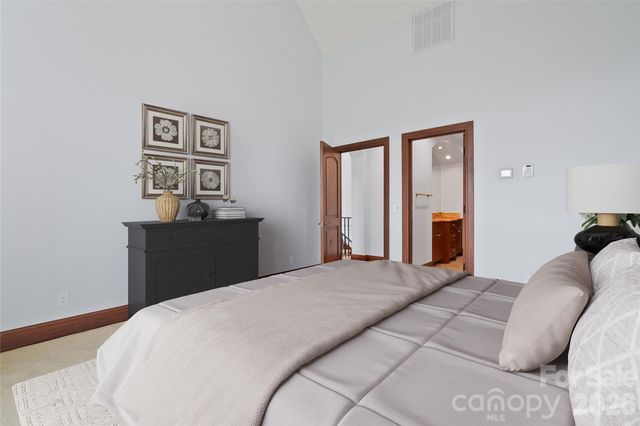 34 Foxbridge Way, Arden, NC 28704