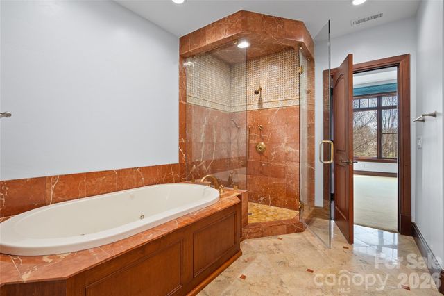 34 Foxbridge Way, Arden, NC 28704