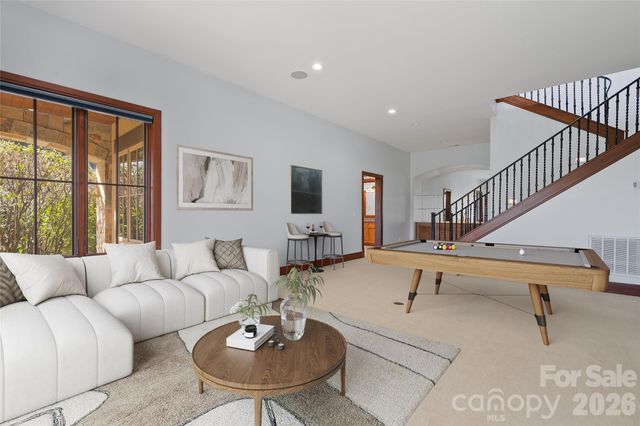 34 Foxbridge Way, Arden, NC 28704