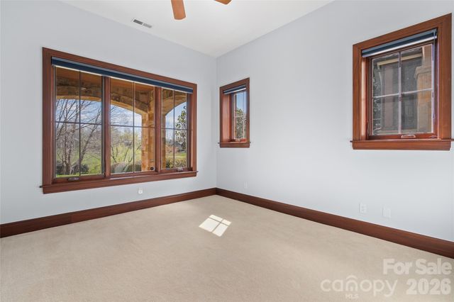 34 Foxbridge Way, Arden, NC 28704