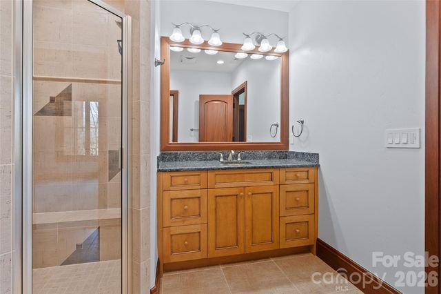 34 Foxbridge Way, Arden, NC 28704