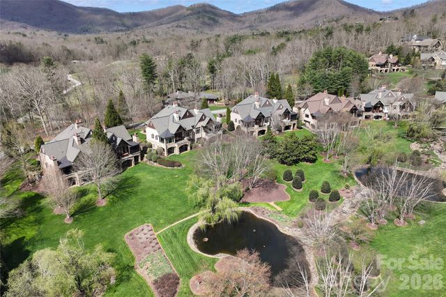 34 Foxbridge Way, Arden, NC 28704